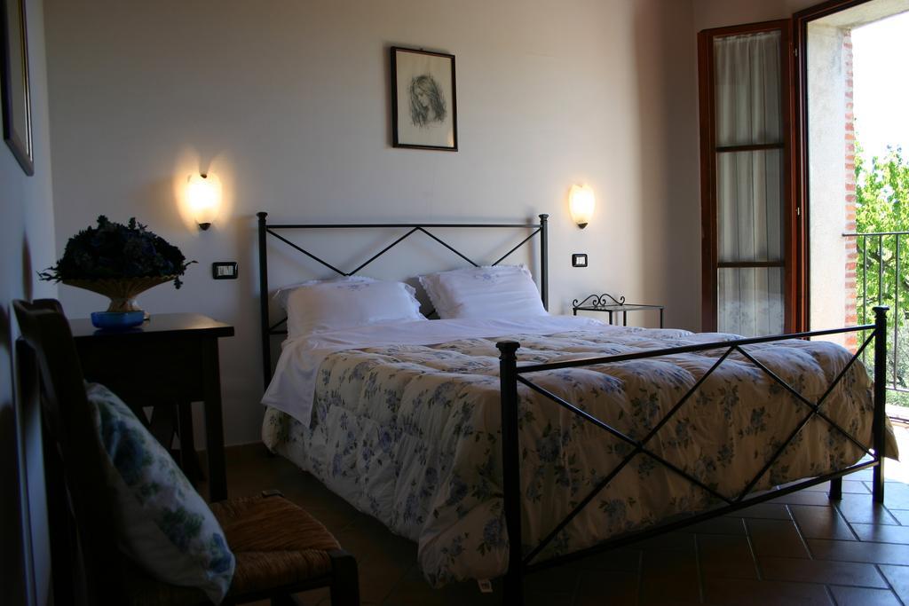 Il Poggiolo Villa Montieri Room photo