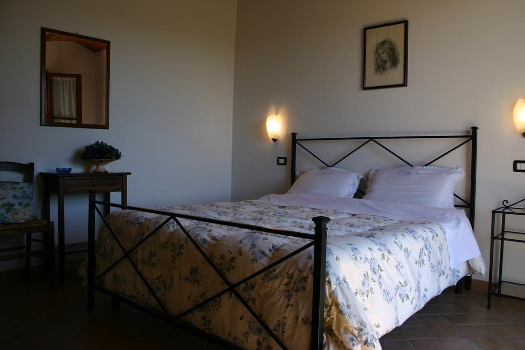 Il Poggiolo Villa Montieri Room photo